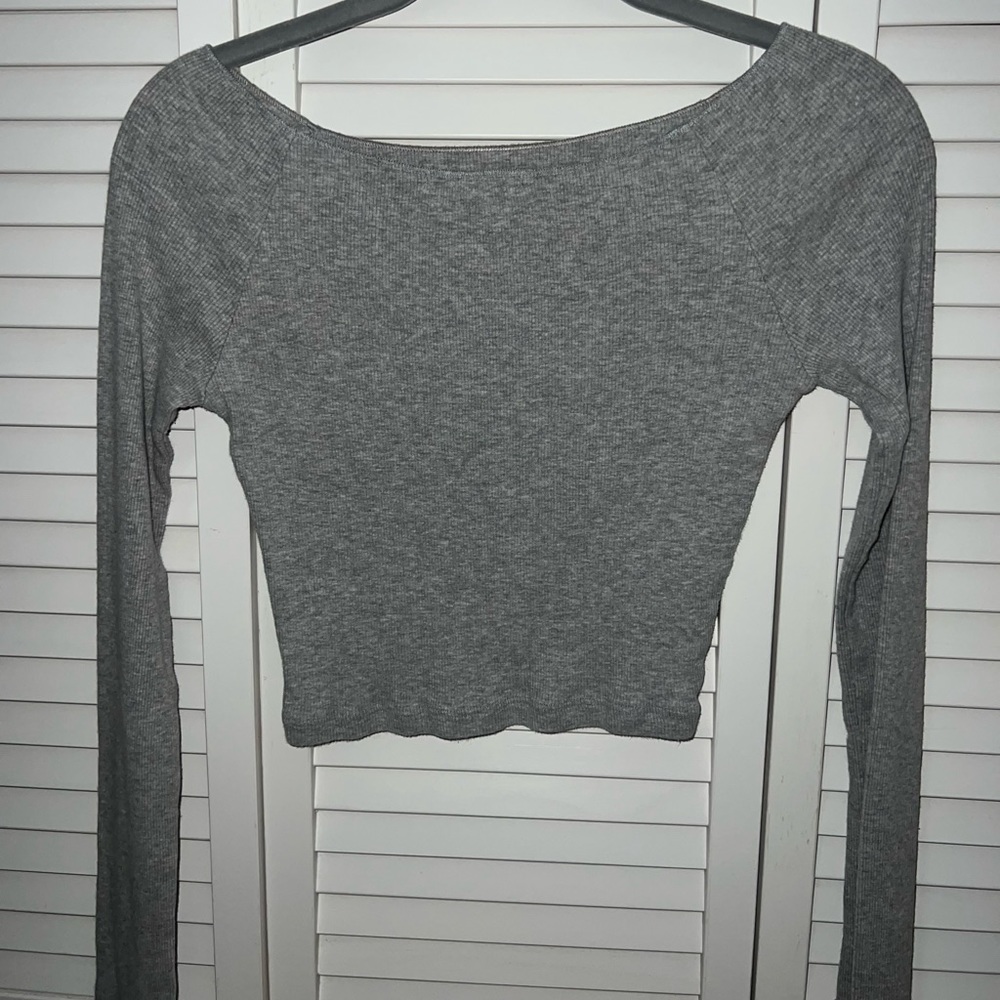 Brandy Melville Off-the-Shoulder Long Sleeve Shirt, One Size Fits All, Grey